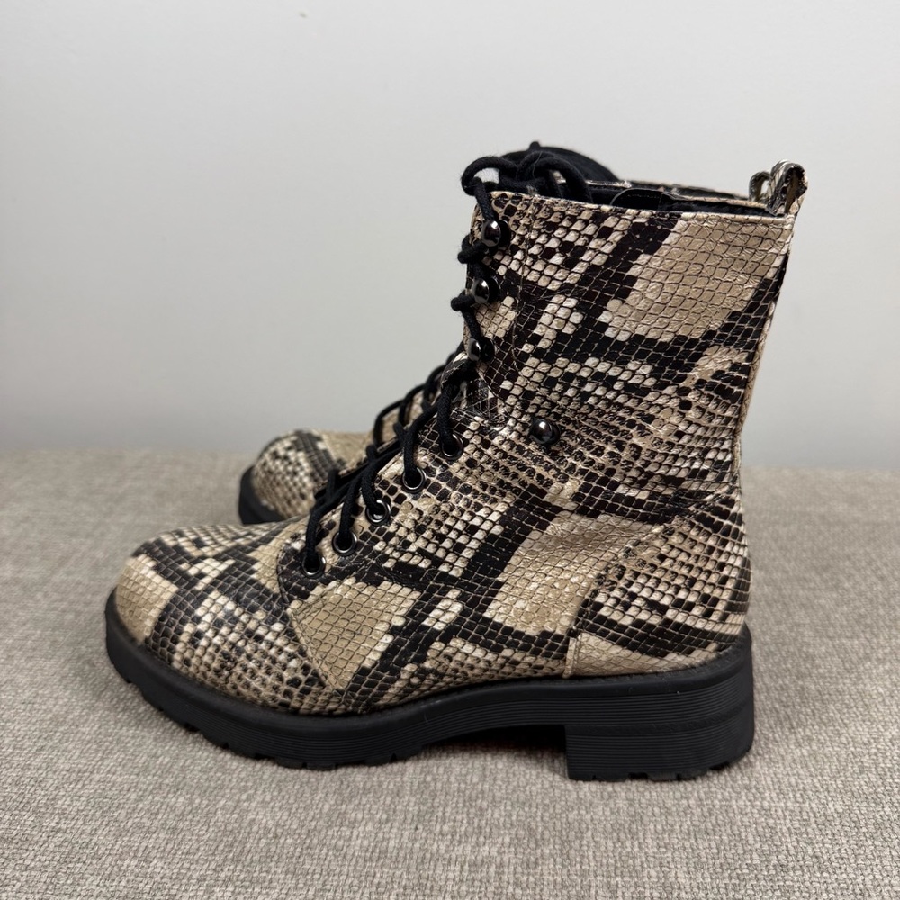 Womens MIA Snake Print Lace Up High Top Lexis-S Platform Combat Boots Size 7.5 - Picture 10 of 12